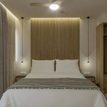 Hill Lofos Hotel